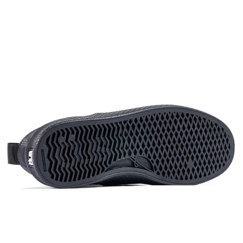 cult-2-all-black-02-essencial-solado
