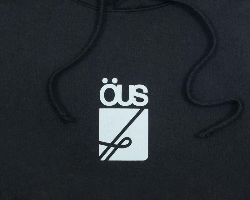 moletom-ous-og-logo-preto-detalhe1
