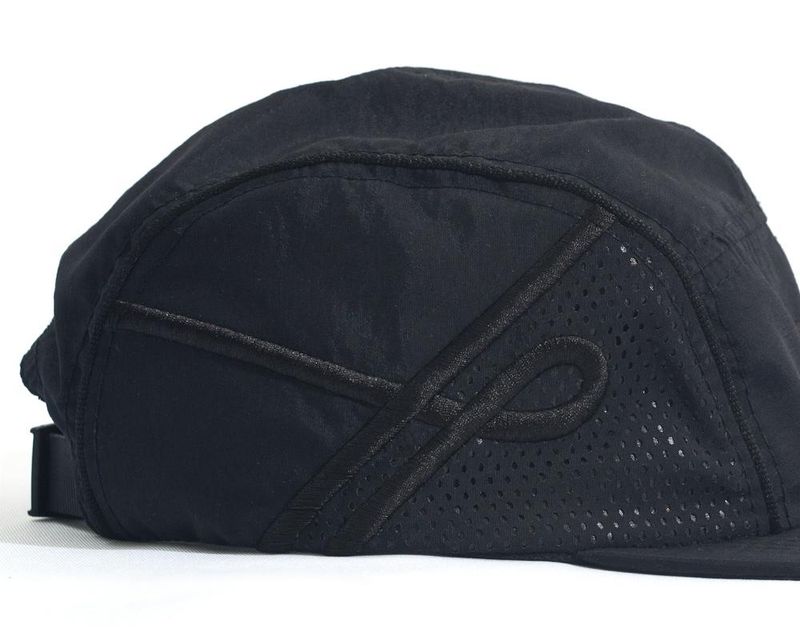 bone-ous-5-panel-fili-preto-detalhe2