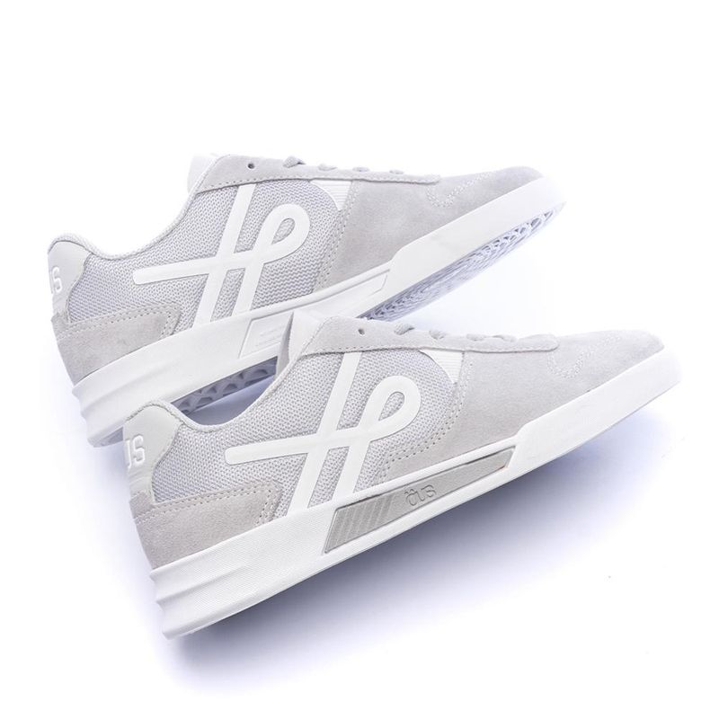 Tenis-OUS-Gomes-Cinza-02-Essencial---Lateral