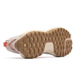 Tenis-ous-hevea-brasiliensis-Chantilly-oe