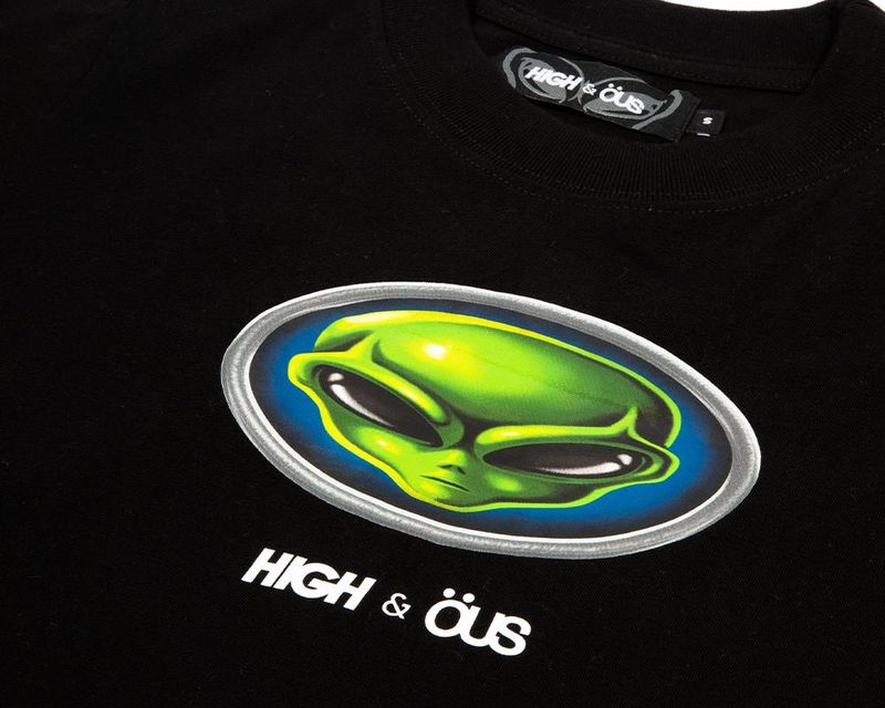 Logo_HIGHxOUS_Baby_Tee_Black_Detail