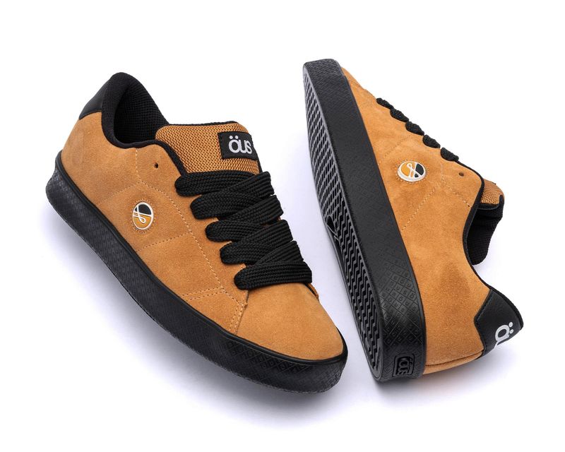 Tenis-Dots-Marrom-Branco-Preto-Essencial