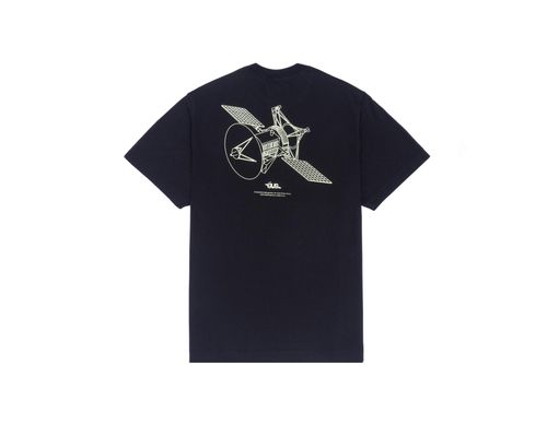 Camiseta Saturno Preto