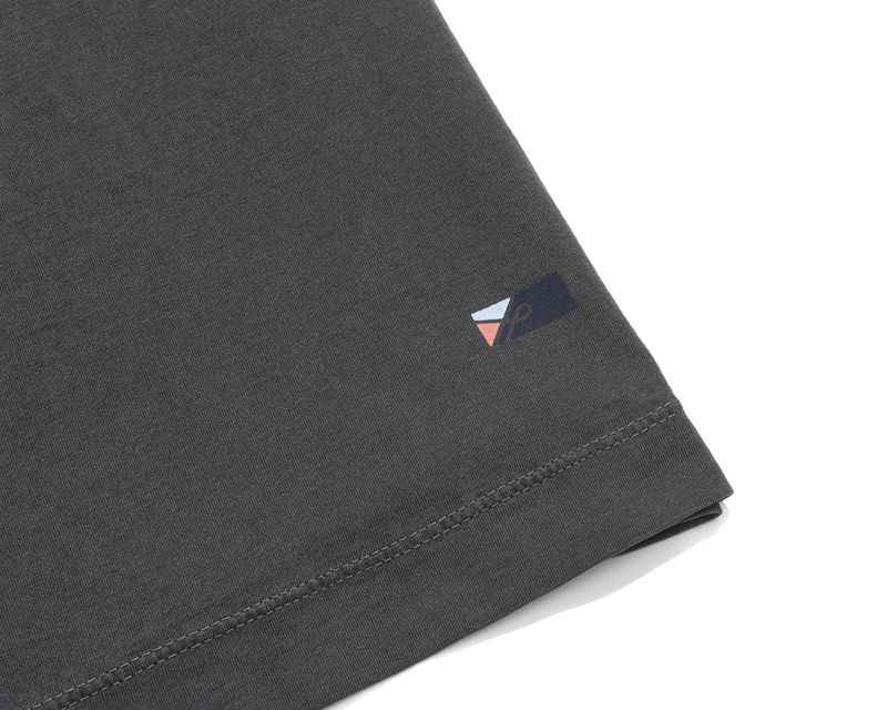 Camiseta-Lisa-Preta-Estonada