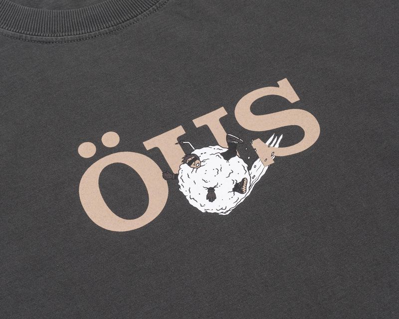 Camiseta-Abaixo-de-Zero-Preta-Estonada