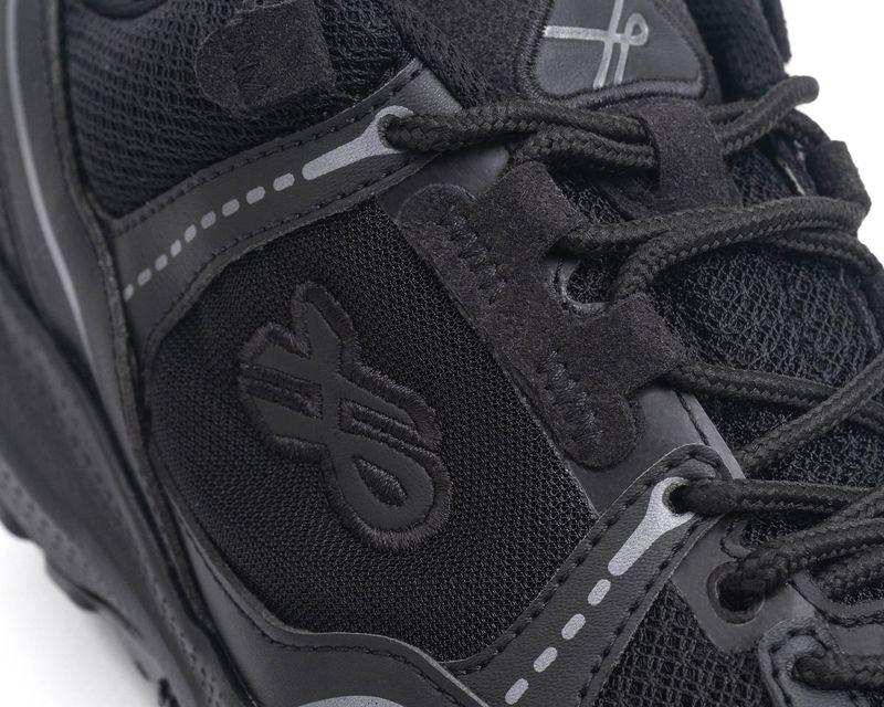 Hevea-25-Black-Onyx-OE